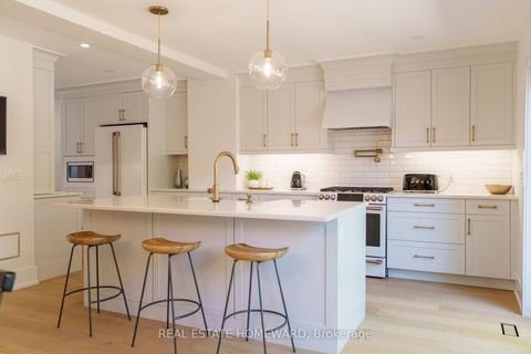 Photo 13 at 27 Avalon Boulevard, Cliffside, Toronto