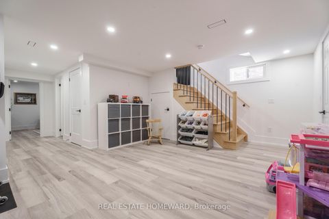 Photo 31 at 27 Avalon Boulevard, Cliffside, Toronto