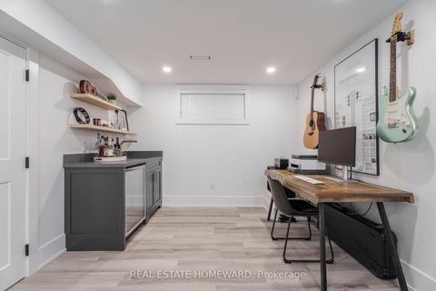 Photo 36 at 27 Avalon Boulevard, Cliffside, Toronto