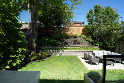 Photo 38 at 27 Avalon Boulevard, Cliffside, Toronto