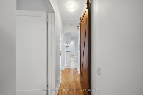 Photo 22 at 20 Aldgate Avenue, Queensway, Toronto