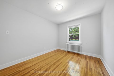 Photo 24 at 20 Aldgate Avenue, Queensway, Toronto