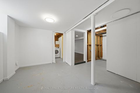 Photo 35 at 20 Aldgate Avenue, Queensway, Toronto