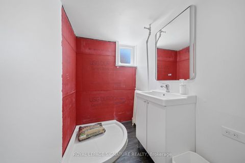Photo 41 at 20 Aldgate Avenue, Queensway, Toronto