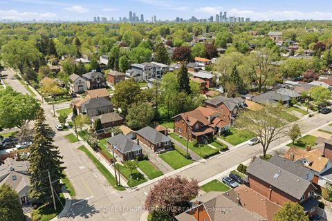 Photo 48 at 20 Aldgate Avenue, Queensway, Toronto