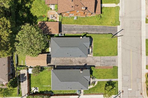 Photo 49 at 20 Aldgate Avenue, Queensway, Toronto