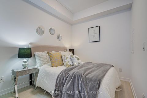 Photo 20 at 4203 - 488 University Avenue, Chinatown, Toronto