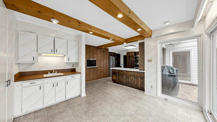 Photo 18 at 2 Colvestone Road, Windfields, Toronto