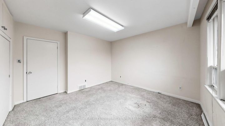 Photo 31 at 2 Colvestone Road, Windfields, Toronto
