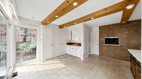 Photo 17 at 2 Colvestone Road, Windfields, Toronto
