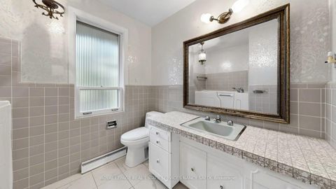 Photo 32 at 2 Colvestone Road, Windfields, Toronto
