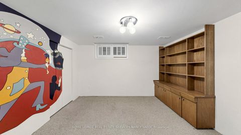 Photo 38 at 2 Colvestone Road, Windfields, Toronto