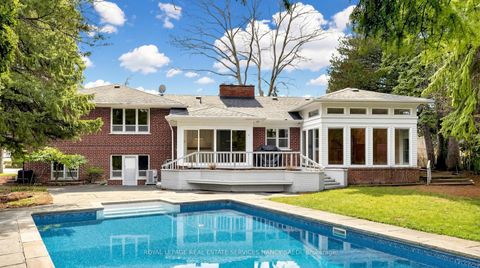 Photo 45 at 2 Colvestone Road, Windfields, Toronto