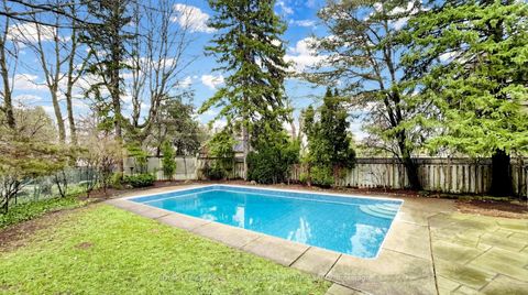 Photo 49 at 2 Colvestone Road, Windfields, Toronto
