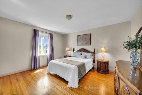 Photo 14 at 1135 Islington Avenue, Queensway, Toronto