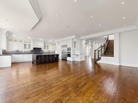 Photo 10 at 111 Byng Avenue, Willowdale East, Toronto