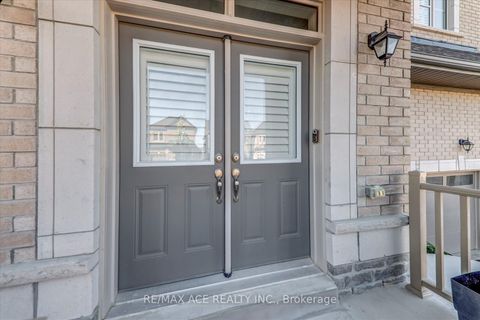 Photo 3 at 1152 Skyridge Boulevard, Rural Pickering, Pickering