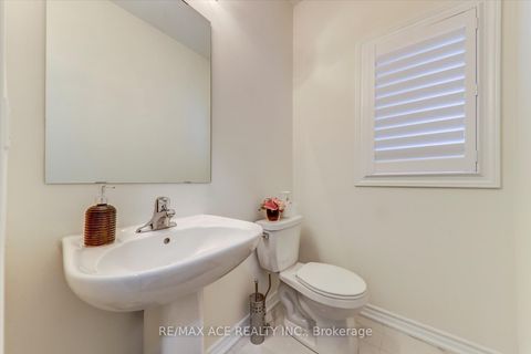 Photo 12 at 1152 Skyridge Boulevard, Rural Pickering, Pickering
