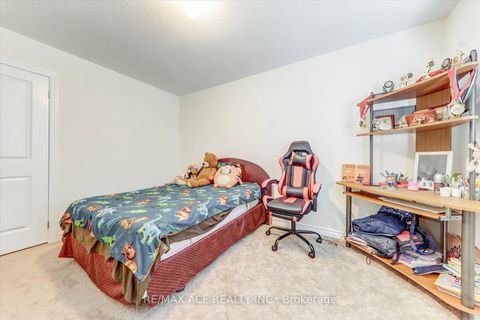 Photo 20 at 1152 Skyridge Boulevard, Rural Pickering, Pickering