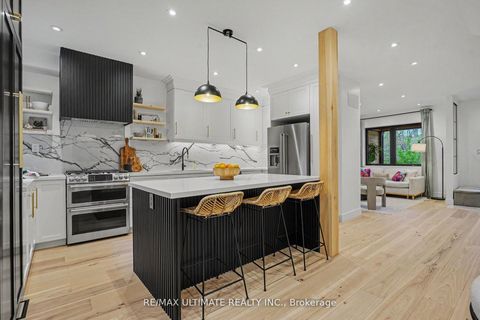 Photo 9 at 89 Alberta Avenue W, Wychwood, Toronto