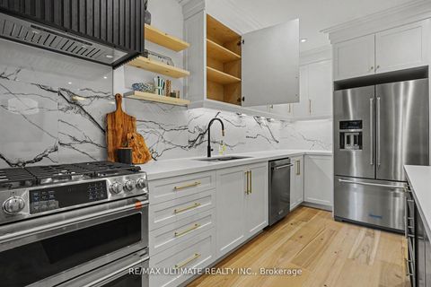 Photo 10 at 89 Alberta Avenue W, Wychwood, Toronto