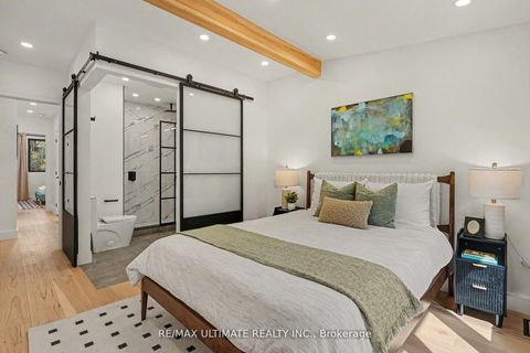Photo 25 at 89 Alberta Avenue W, Wychwood, Toronto