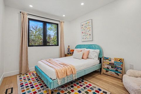 Photo 31 at 89 Alberta Avenue W, Wychwood, Toronto