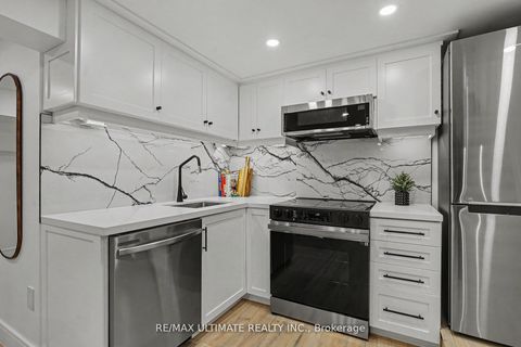 Photo 35 at 89 Alberta Avenue W, Wychwood, Toronto