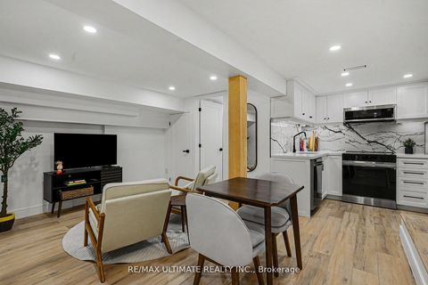 Photo 36 at 89 Alberta Avenue W, Wychwood, Toronto