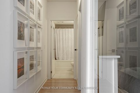 Photo 6 at 724 - 98 Lillian Street, Mount Pleasant West, Toronto