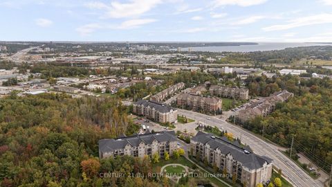 Photo 17 at 204 - 40 FERNDALE Drive S, Ardagh, Barrie