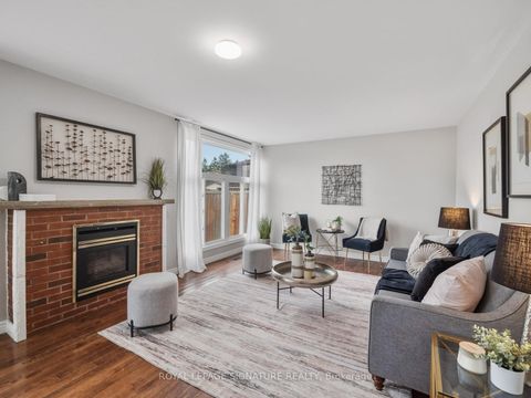 Photo 7 at 19 Shoreland Crescent, Woburn, Toronto