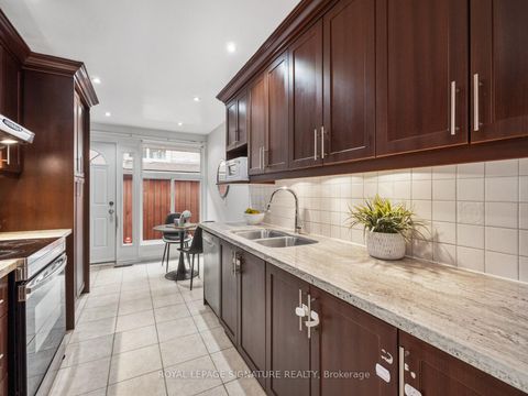 Photo 12 at 19 Shoreland Crescent, Woburn, Toronto