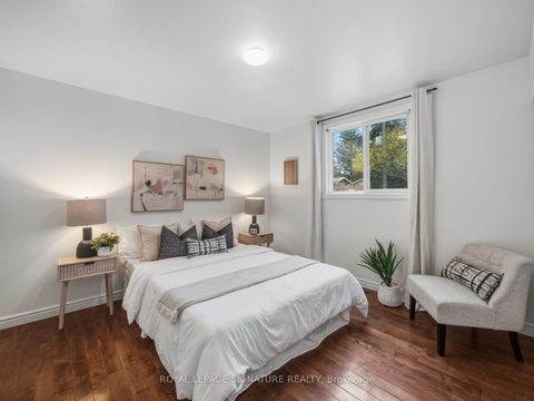 Photo 21 at 19 Shoreland Crescent, Woburn, Toronto