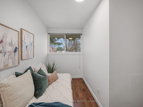 Photo 24 at 19 Shoreland Crescent, Woburn, Toronto
