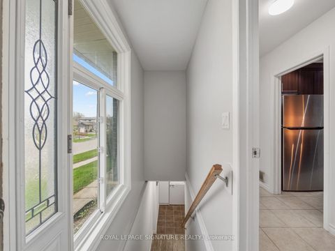 Photo 27 at 19 Shoreland Crescent, Woburn, Toronto