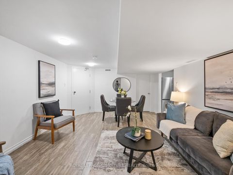 Photo 34 at 19 Shoreland Crescent, Woburn, Toronto