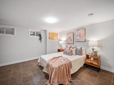 Photo 39 at 19 Shoreland Crescent, Woburn, Toronto
