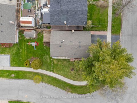 Photo 43 at 19 Shoreland Crescent, Woburn, Toronto