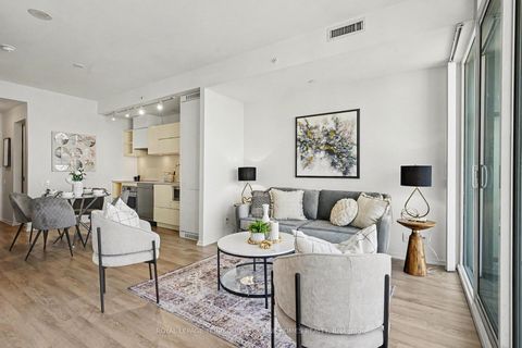 Photo 4 at 2703 - 125 Peter Street, Waterfront Communities C1, Toronto