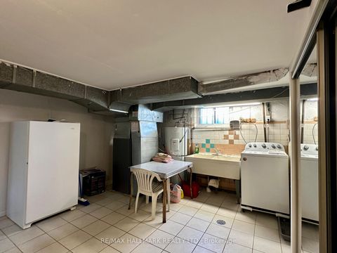 Photo 26 at 44 Kirby Road, CFB, Toronto
