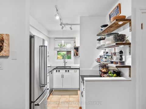 Photo 14 at 13 - 101 Glen Manor Drive S, The Beaches, Toronto