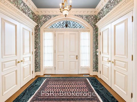 Photo 1 at 94 Dunvegan Road, Casa Loma, Toronto