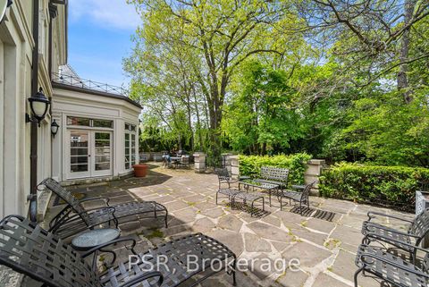 Photo 33 at 94 Dunvegan Road, Casa Loma, Toronto