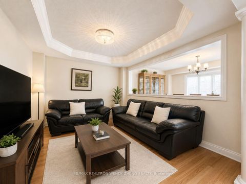 Photo 12 at 106 Domingo Street, Vellore Village, Vaughan