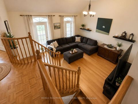 Photo 19 at 106 Domingo Street, Vellore Village, Vaughan