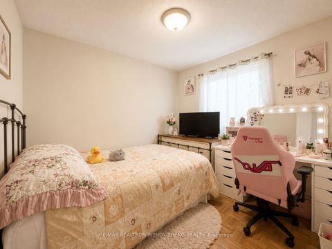 Photo 26 at 106 Domingo Street, Vellore Village, Vaughan