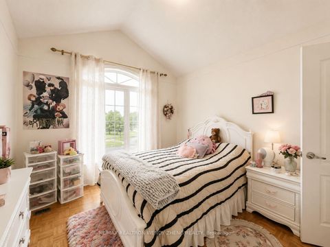 Photo 27 at 106 Domingo Street, Vellore Village, Vaughan