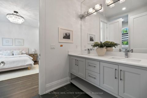 Photo 28 at 5 Kirk Bradden Avenue W, Queensway, Toronto