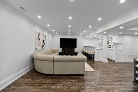 Photo 33 at 5 Kirk Bradden Avenue W, Queensway, Toronto